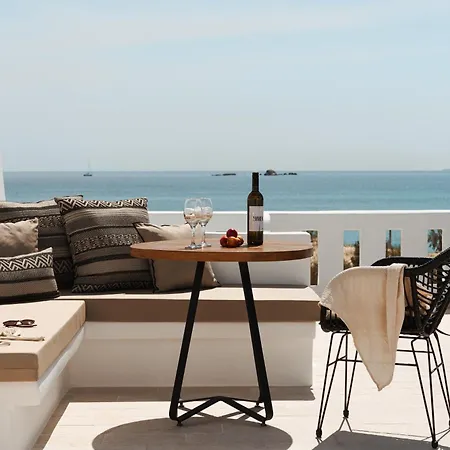 Almiriki Naxos Beachside Living *