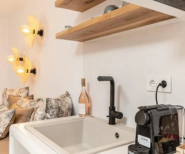 Διαμέρισμα Almiriki Naxos Beachside Living