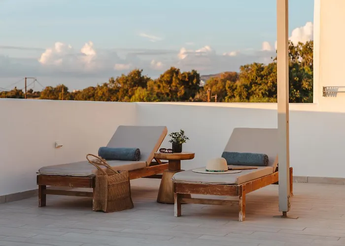 Almiriki Naxos Beachside Living *