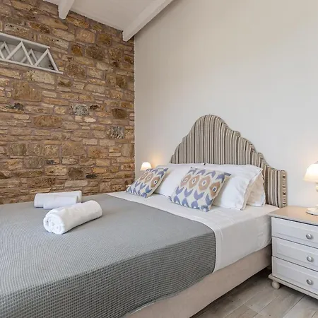 Almiriki Naxos Beachside Living Apartment *