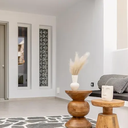Almiriki Naxos Beachside Living 아파트 *