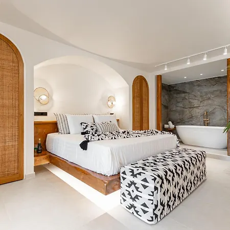 Almiriki Naxos Beachside Living Apartament