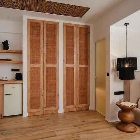 Almiriki Naxos Beachside Living Apartamento