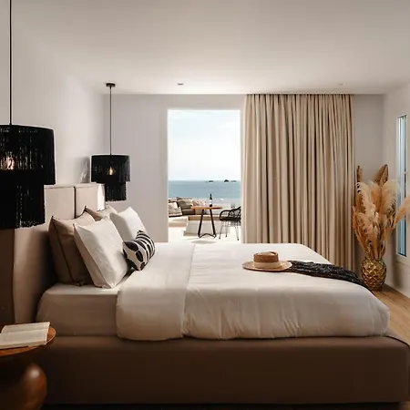 Almiriki Naxos Beachside Living * Pláka