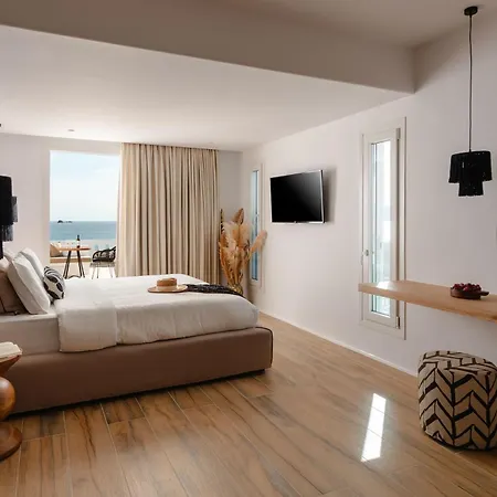 Almiriki Naxos Beachside Living