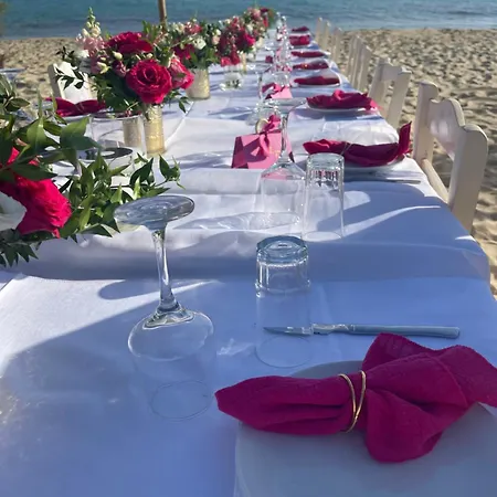 Almiriki Naxos Beachside Living